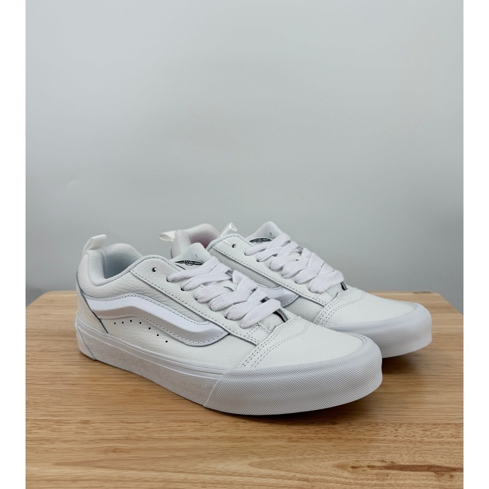 Vans Knu Skool Leather True White Sneakers Men 8.0‎ / Women 9.5 VN0009QCW00